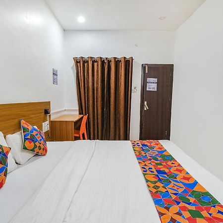 Hotel Fabexpress Anurag Residency à Guwahati Extérieur photo