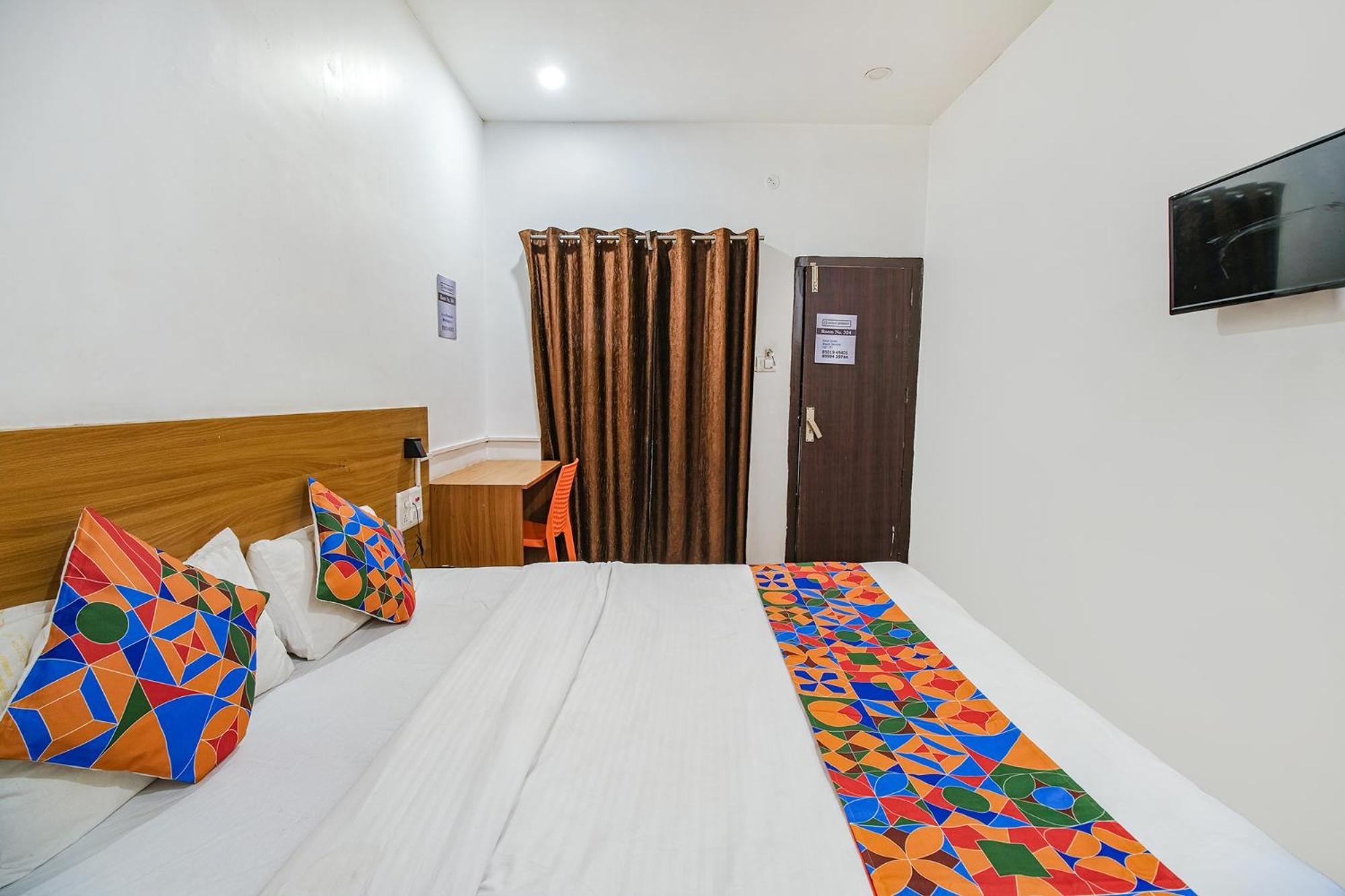 Hotel Fabexpress Anurag Residency à Guwahati Extérieur photo